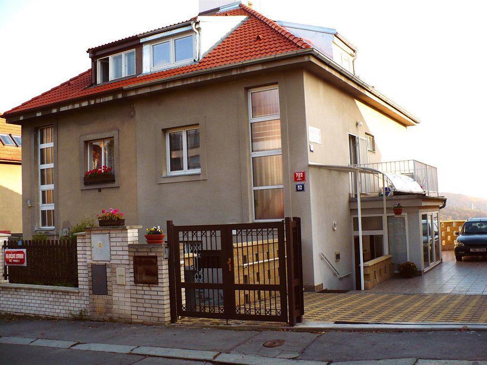 Pension Nika Prag Dış mekan fotoğraf